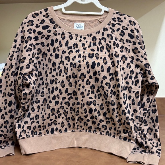 J. Crew Tops - J Crew Vintage Fleece Leopard Print Cropped Sweatshirt Sz Large